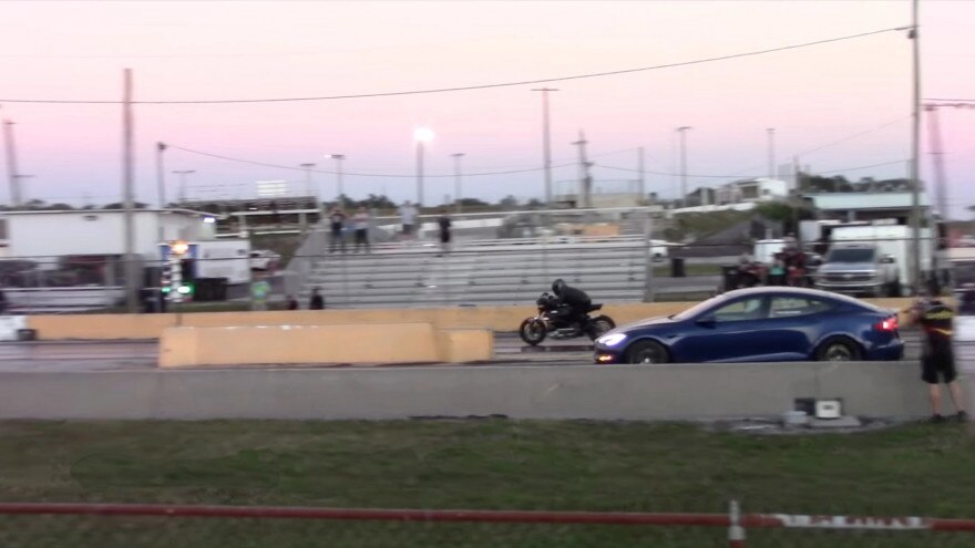 Tesla vs Harley-Davidson: una sfida tutta &quot;elettrizzante&quot;!