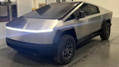 Il Cybertruck di Tesla non ha ancora una data, ma Musk spera nel prossimo anno Il Cybertruck di Tesla non ha ancora una data, ma Musk spera nel prossimo anno