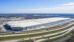 La Gigafactory di Tesla a Berlino è vicina al debutto La Gigafactory di Tesla a Berlino è vicina al debutto