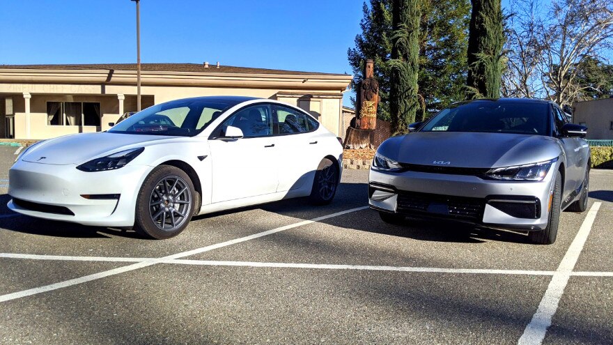 Kia EV6 vs Tesla Model 3: complicato individuare un vincitore