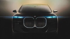 Secondo BMW il regno di Tesla sui veicoli elettrici sta per finire Secondo BMW il regno di Tesla sui veicoli elettrici sta per finire