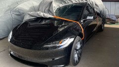 Sempre più indizi suggeriscono l'arrivo a breve della nuova Tesla Model 3 Sempre più indizi suggeriscono l'arrivo a breve della nuova Tesla Model 3