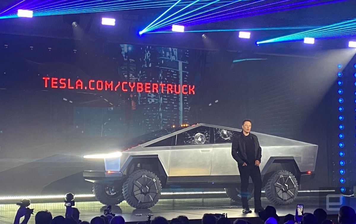 Il Cybertruck di Tesla ha un nuovo look: ecco dove vederlo in 4K