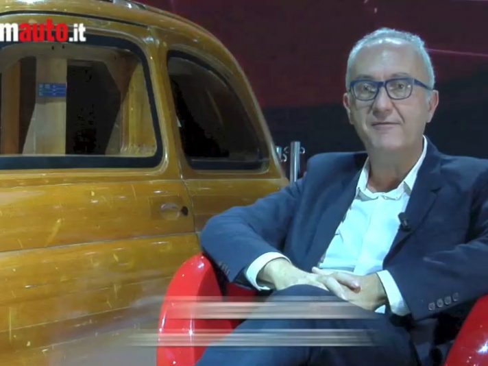 Fiat 500X: raccontata dal capo del design Roberto Giolito Fiat 500X: raccontata dal capo del design Roberto Giolito