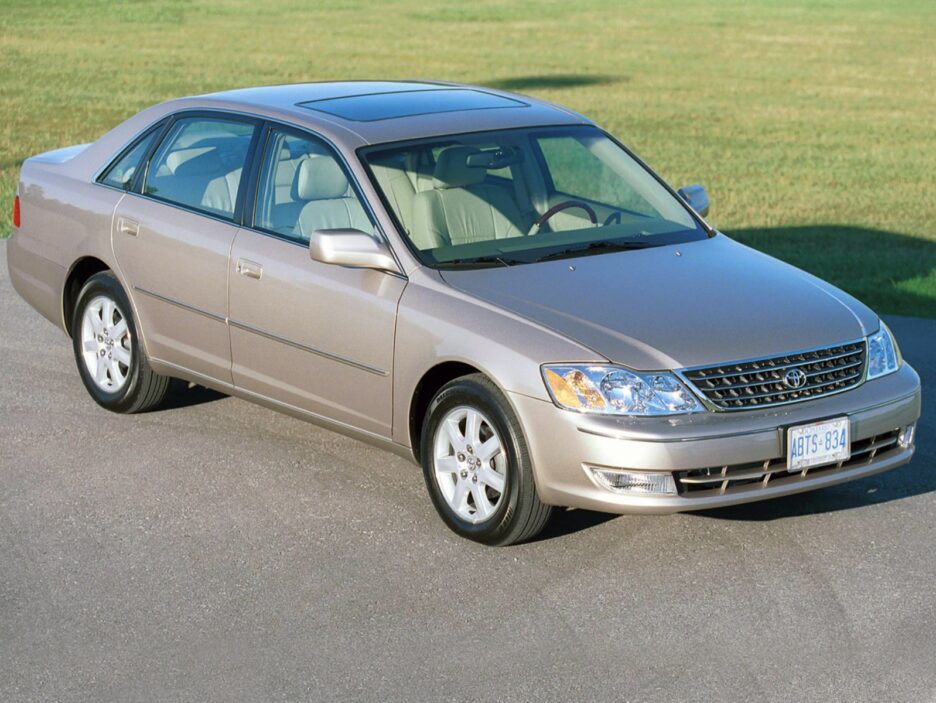 2003; Toyota; Avalon