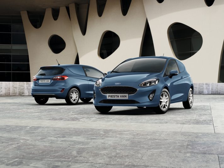 Ford Fiesta Van 2018: le foto e i dati Ford Fiesta Van 2018: le foto e i dati