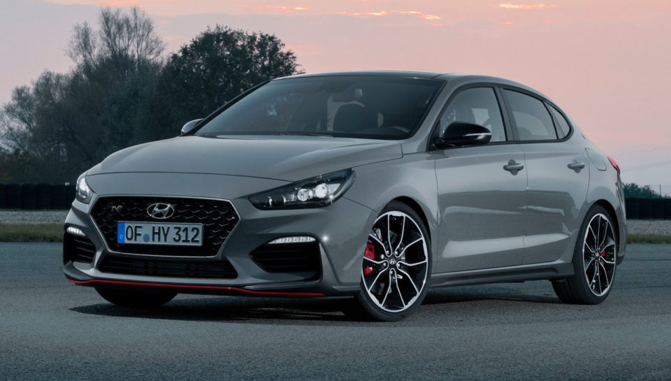 Hyundai-i30_Fastback_N-2019-1600-01