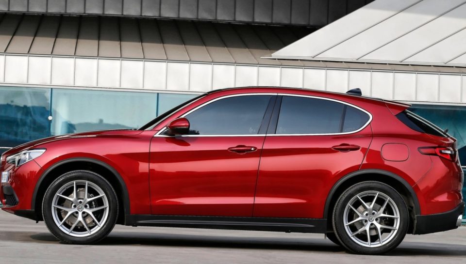 Alfa Romeo Stelvio profilo