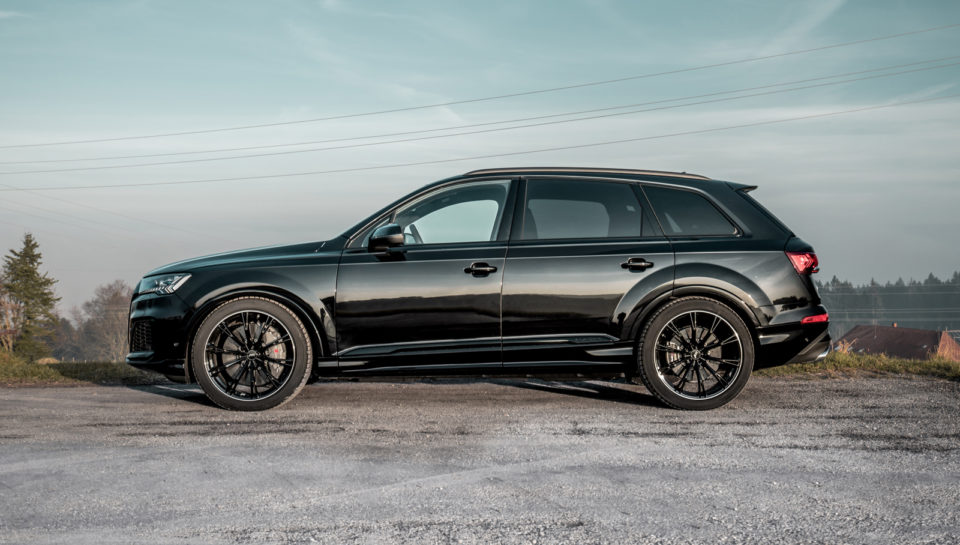 Audi_SQ7_Facelift_GR22_black-5