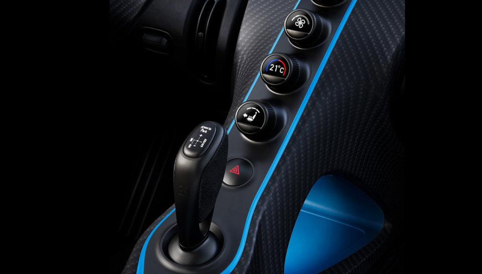 Bugatti-Chiron_Pur_Sport-2021-1600-27