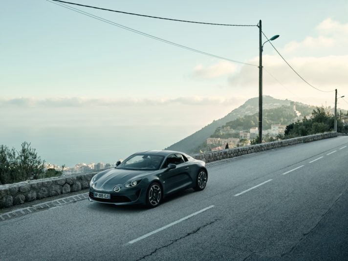 Alpine A110 (2019): pregi e difetti della supercar francese Alpine A110 (2019): pregi e difetti della supercar francese
