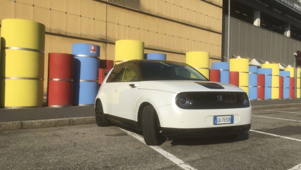 Honda e