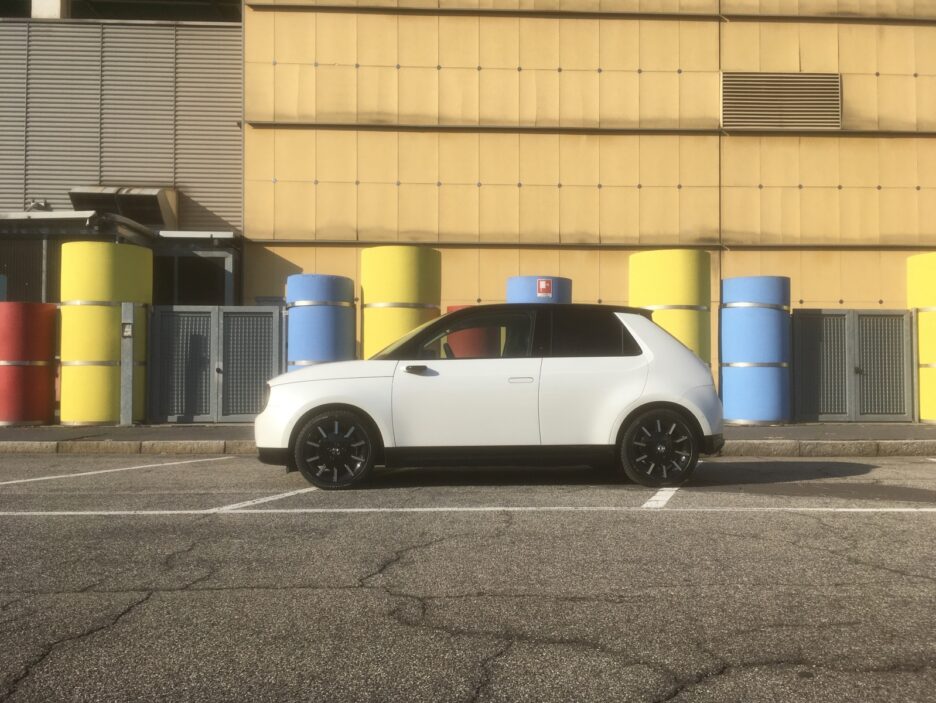 Honda e profilo