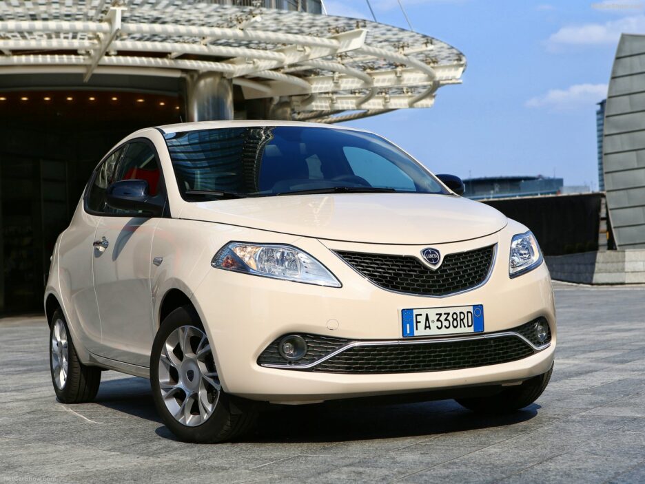 Lancia Ypsilon