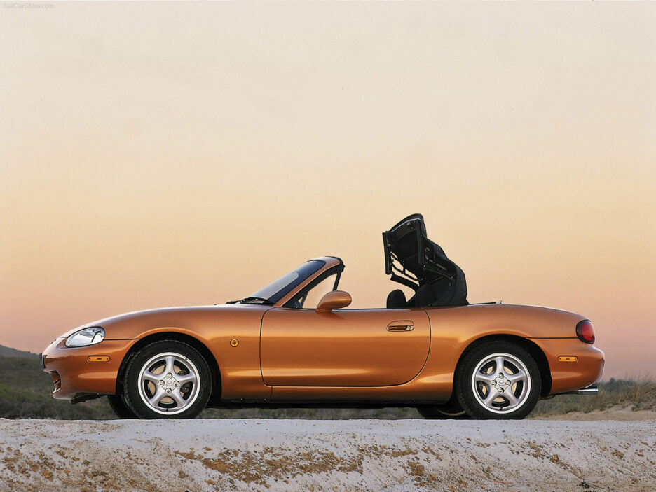 Mazda MX-5 NB apertura tetto