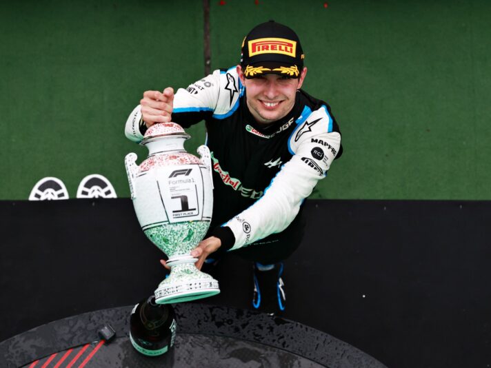 F1 2021: Ocon vince in Ungheria con la Alpine grazie (anche) ad Alonso F1 2021: Ocon vince in Ungheria con la Alpine grazie (anche) ad Alonso