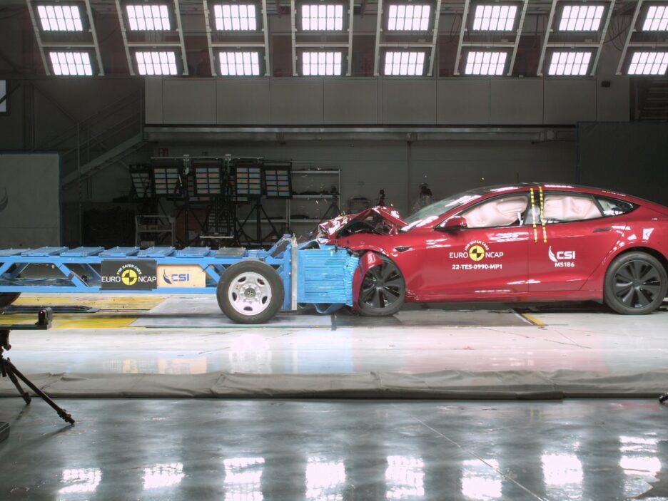 Tesla Model S Euro NCAP