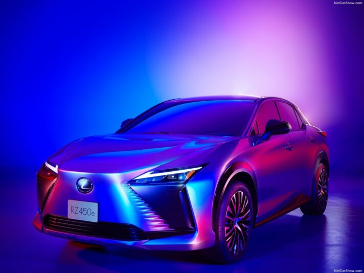 RZ 450e, la prima Lexus nata elettrica RZ 450e, la prima Lexus nata elettrica