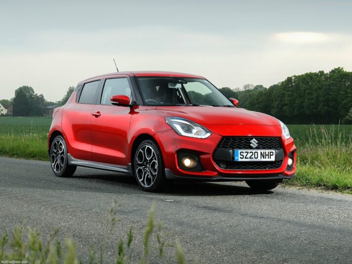 Suzuki Swift: modelli, prezzi, dotazioni e foto Suzuki Swift: modelli, prezzi, dotazioni e foto
