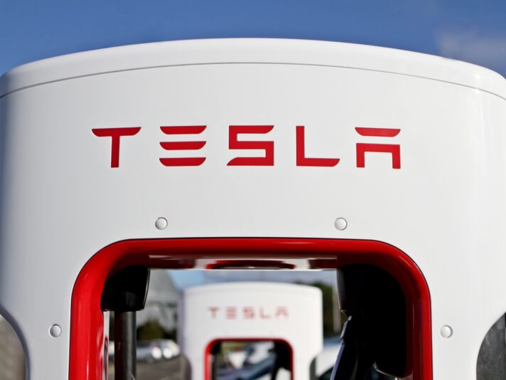 Tesla Supercharger in Italia: quanti sono e dove sono Tesla Supercharger in Italia: quanti sono e dove sono
