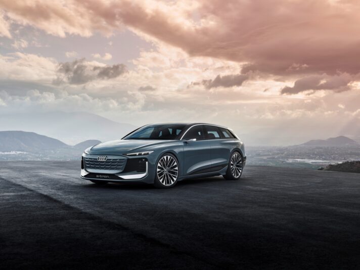 Audi A6 Avant e-tron concept: le foto e i dati Audi A6 Avant e-tron concept: le foto e i dati