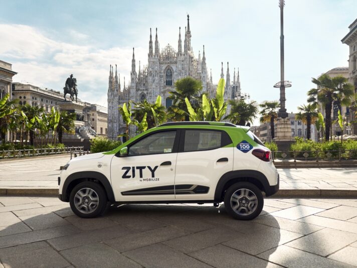 Zity a Milano: guida completa al car sharing elettrico Dacia Zity a Milano: guida completa al car sharing elettrico Dacia