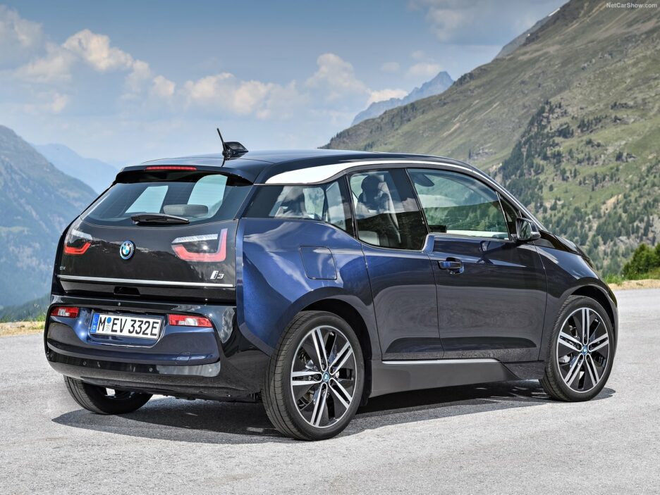 BMW i3 tre quarti posteriore